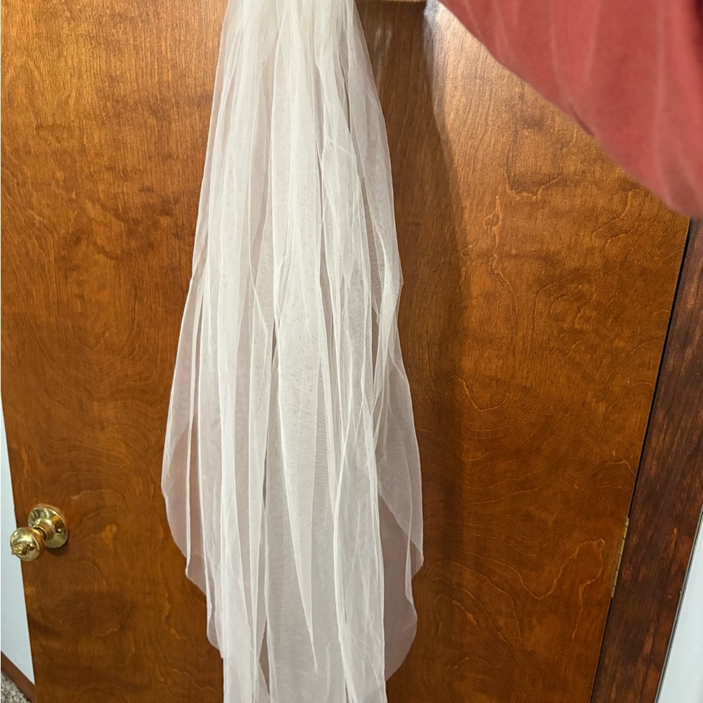 Elegant Cream Sheer Scarf